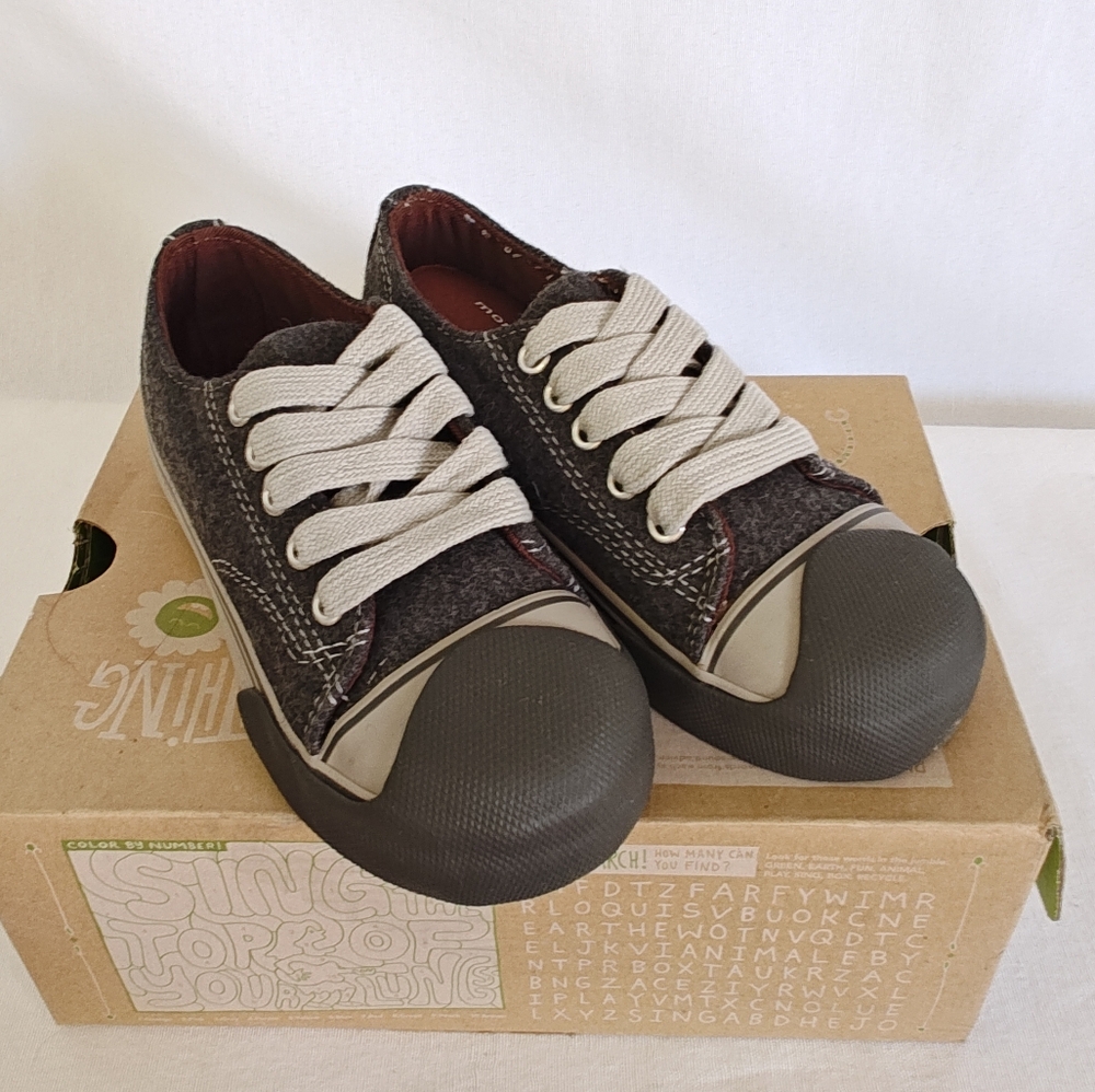 Morgan & Milo Tanner Wooly Sneaker Kids Size 11.5 Gray Lace Up Casual Unisex‎